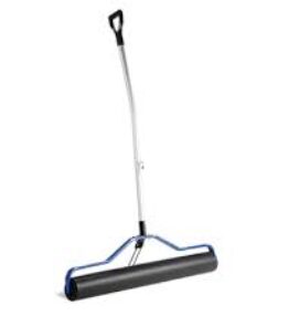 PIG Grippy Mat Installation Roller - Ergonomic Design